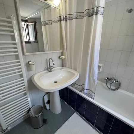 Salty Breeze #hosted By Doormat بيت للعطل *